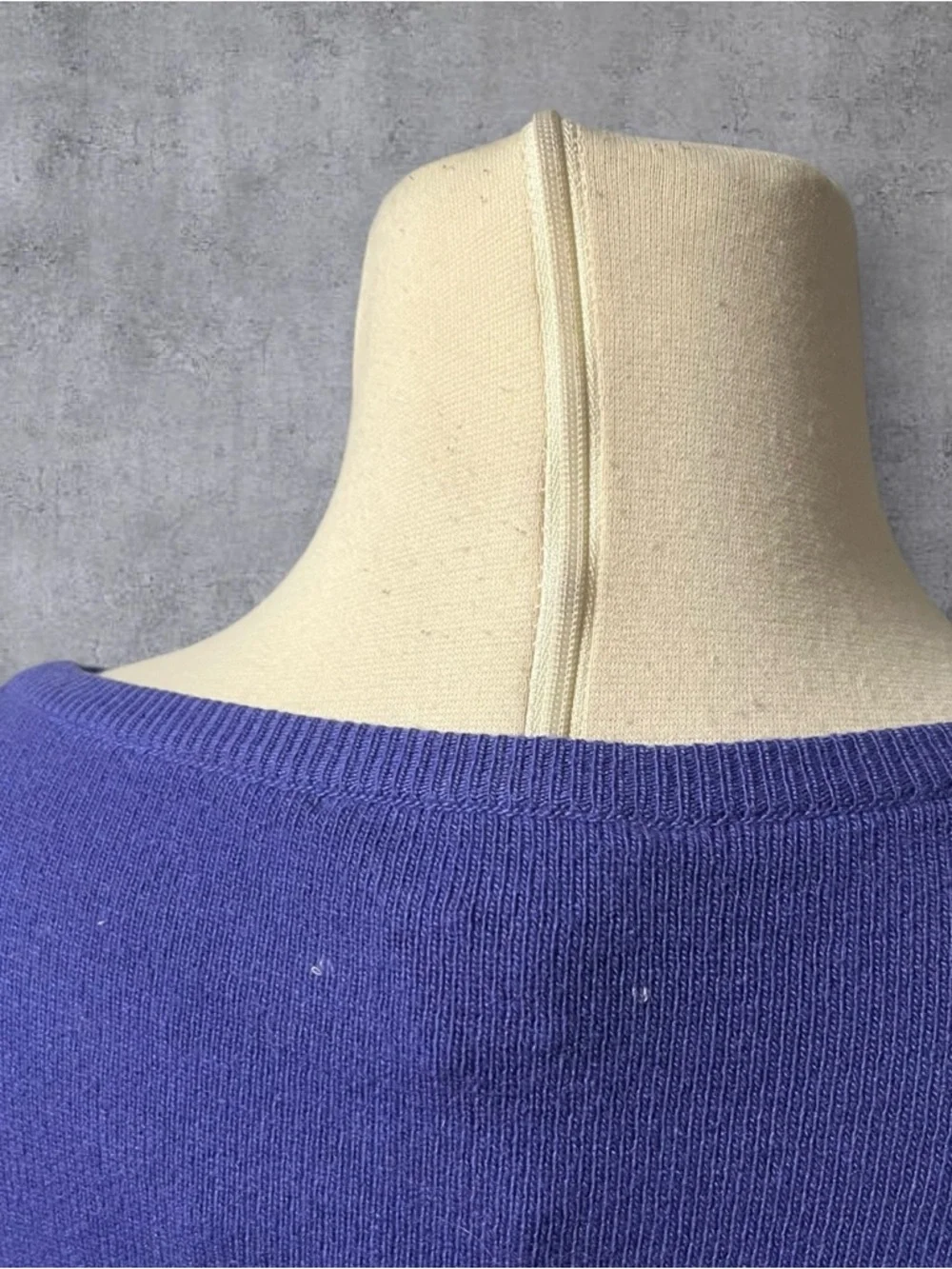 Vintage 60s 100% Cashmere by Pringle Made in Scotland Sz S Purple Sweater - Picture 7 of 7